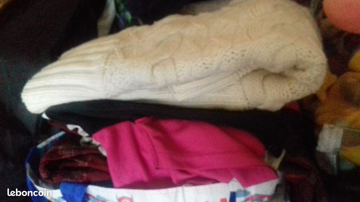 Lot d'habits pour fille taille 34 et taille 36 (image 6)
