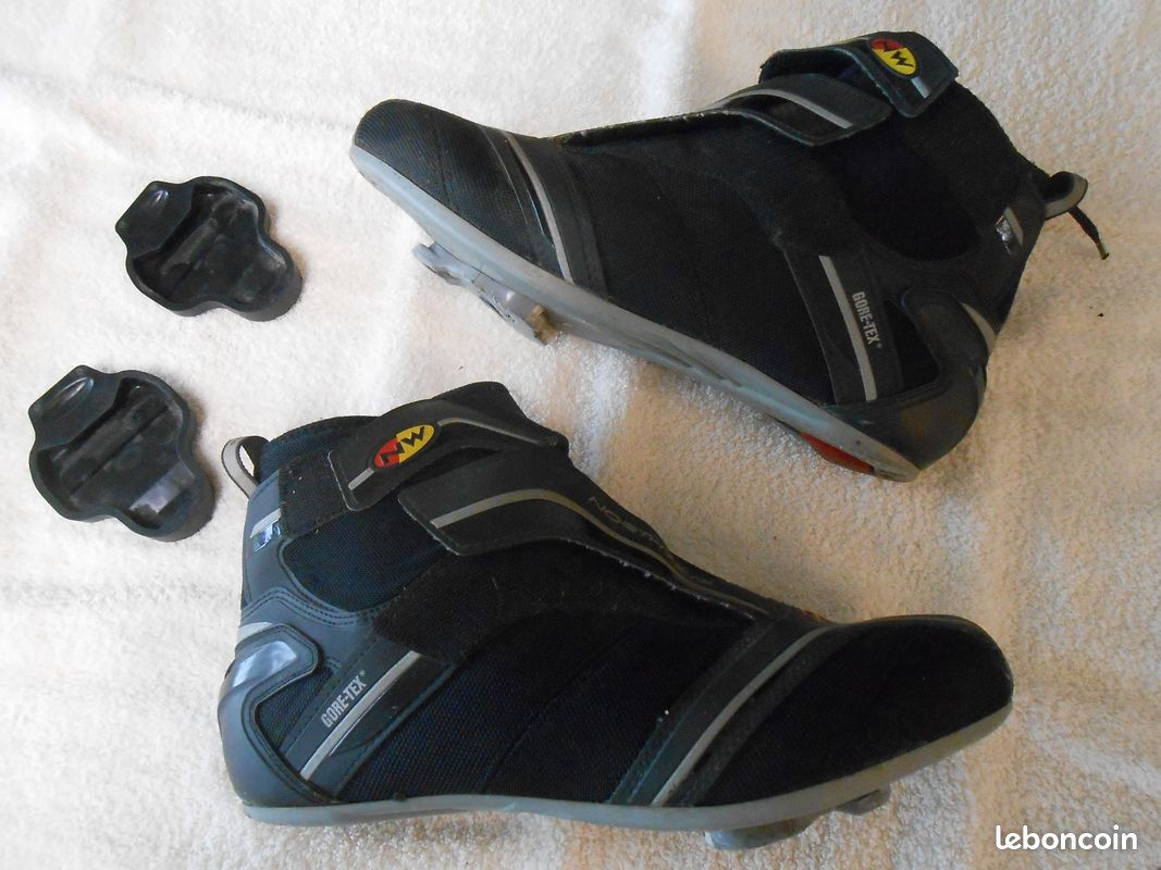 Chaussures cycliste d'hiver en gore tex (image 2)