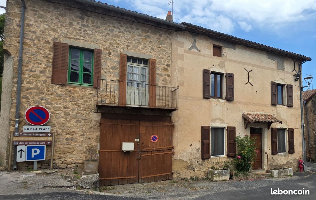 Maison 6 pièces 118 m² · à Sainte-Eulalie-de-Cernon · 118 m² · 100 000 €