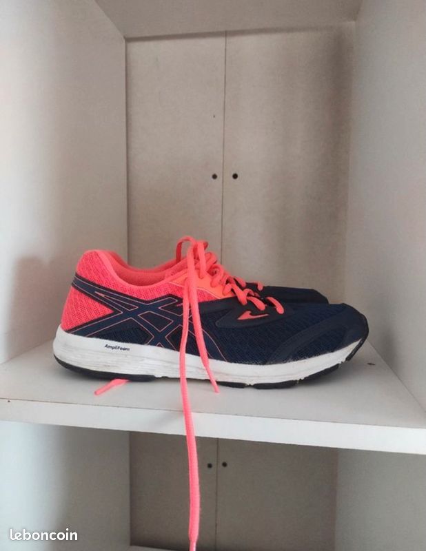 asics taille 39