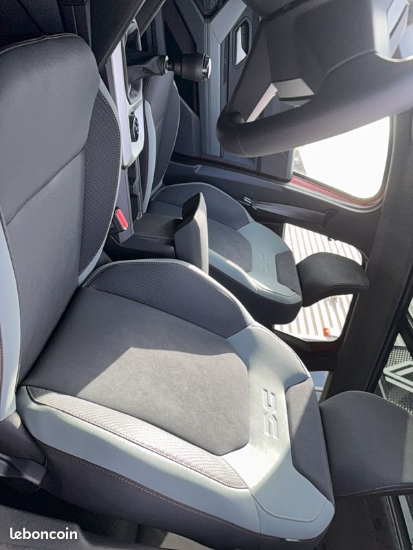 DACIA Bigster Mild Hybrid 130 4x4 Extreme (image 12)