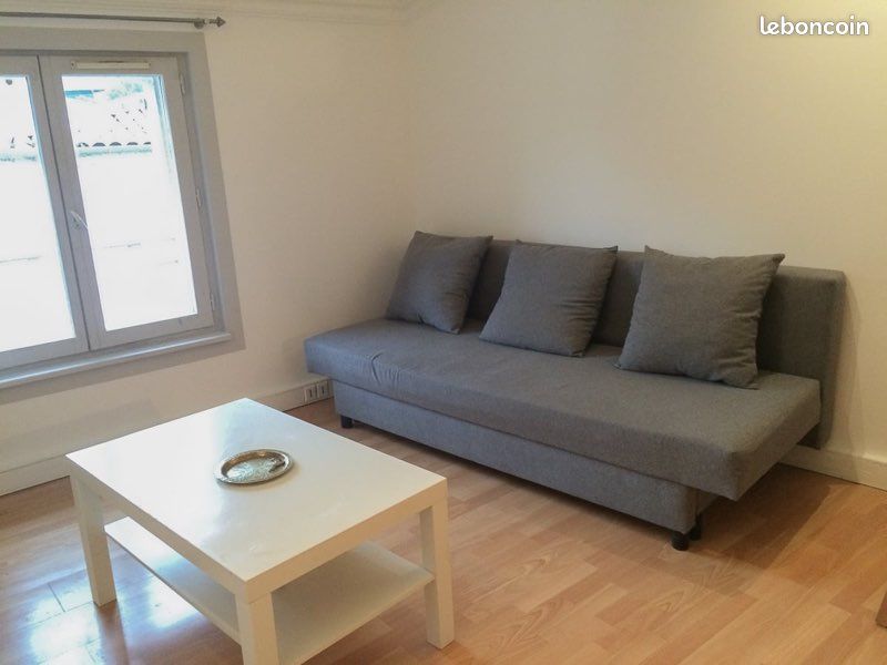 Appartement 1 pièce 18 m² · à Nîmes · 18 m² · 490 €/mois