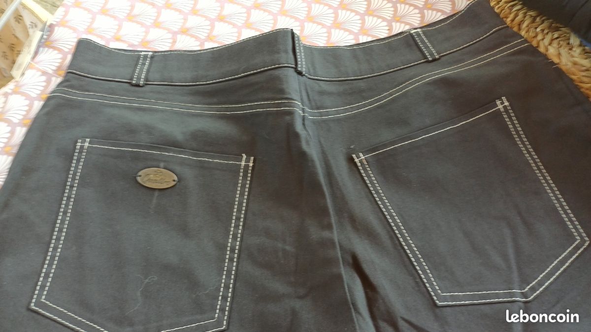 Bermuda Quattro,noir,femme,neuf taille 44 (image 2)
