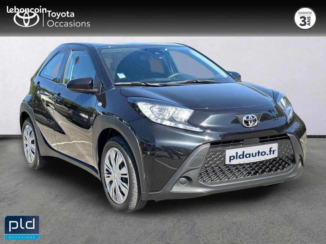 Toyota Aygo X 1.0 VVT-i 72ch Dynamic S-CVT MY23 (image 3)