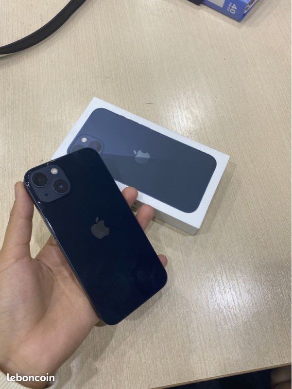 IPhone 14 (image 1)