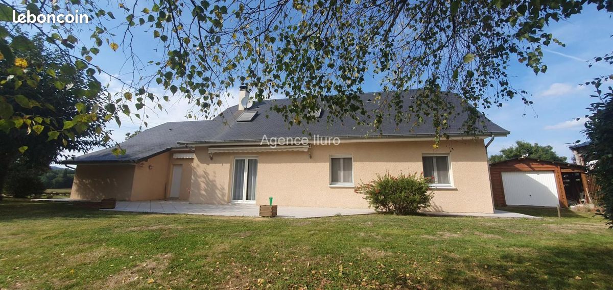 Maison 5 pièces 130 m² · à Oloron-Sainte-Marie · 130 m² · 262 000 €