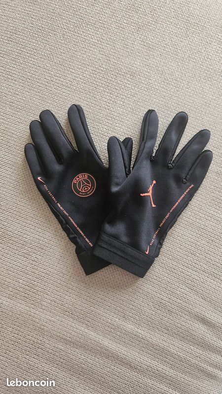 Gants noirs jordan psg Accessoires Bagagerie