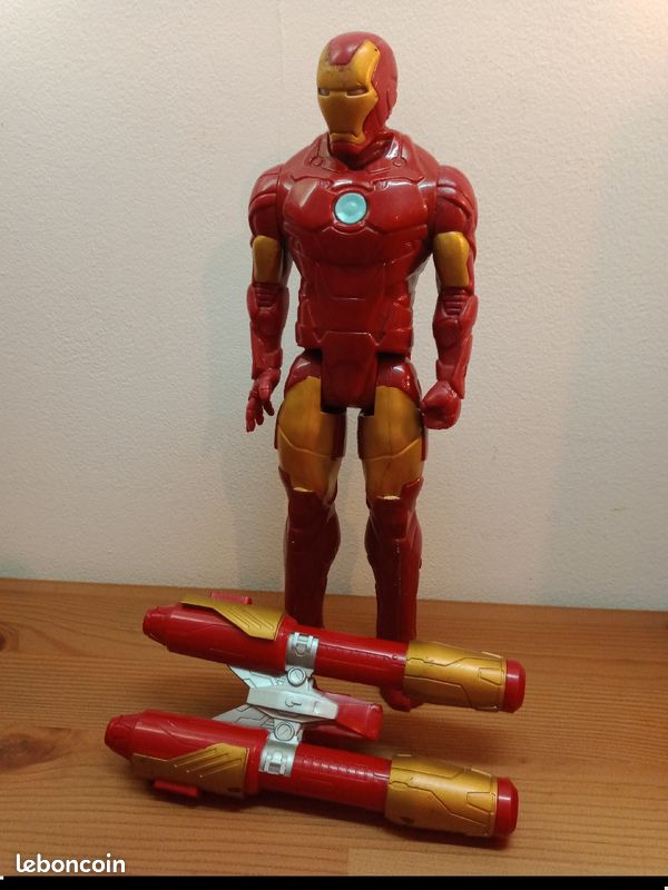 Iron Man figurine (image 4)