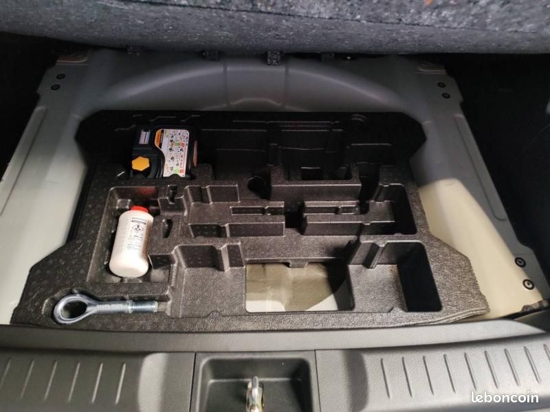 Suzuki Vitara 1.4 Boosterjet Hybrid 110ch Xplore (image 15)
