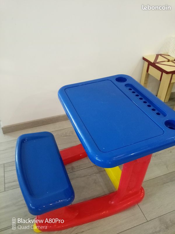 Pupitre/bureau enfant (image 9)