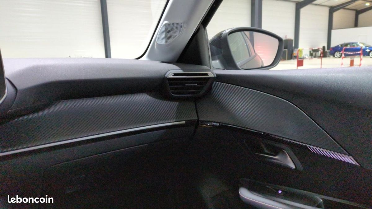 Peugeot 208 (2) Hybrid 145 e-DCS6 Allure (image 17)