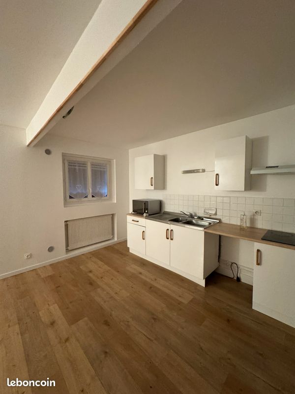 Appartement 2 pièces 50 m² · à Les Essarts-le-Roi · 50 m² · 920 €/mois