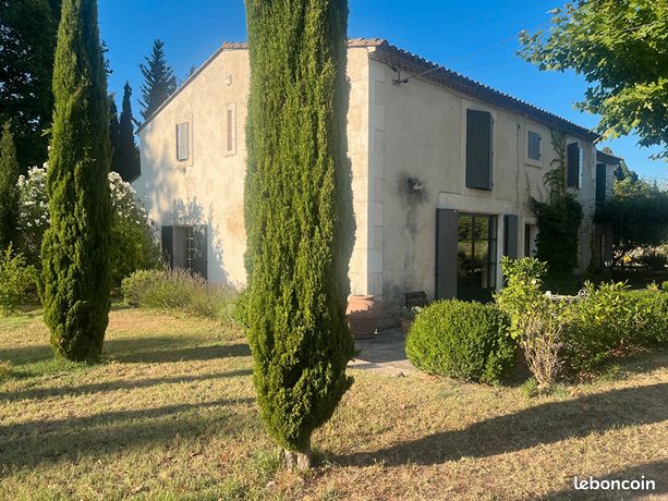 Mas 7 pièces 300 m²