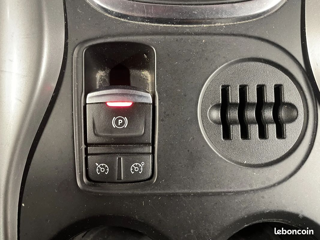 Renault KADJAR Intens 10580 ATTELAGE (image 18)