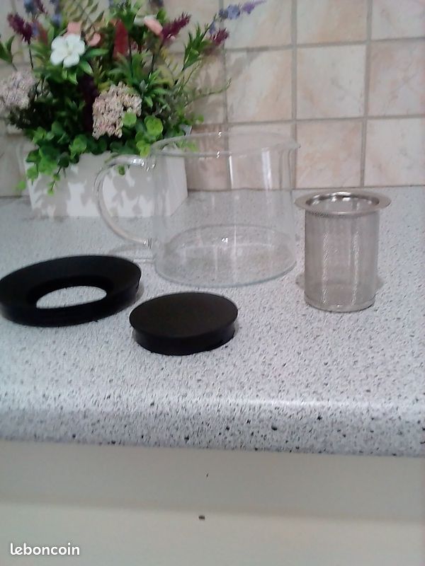 Théière en verre 1.5l. Neuve (image 2)