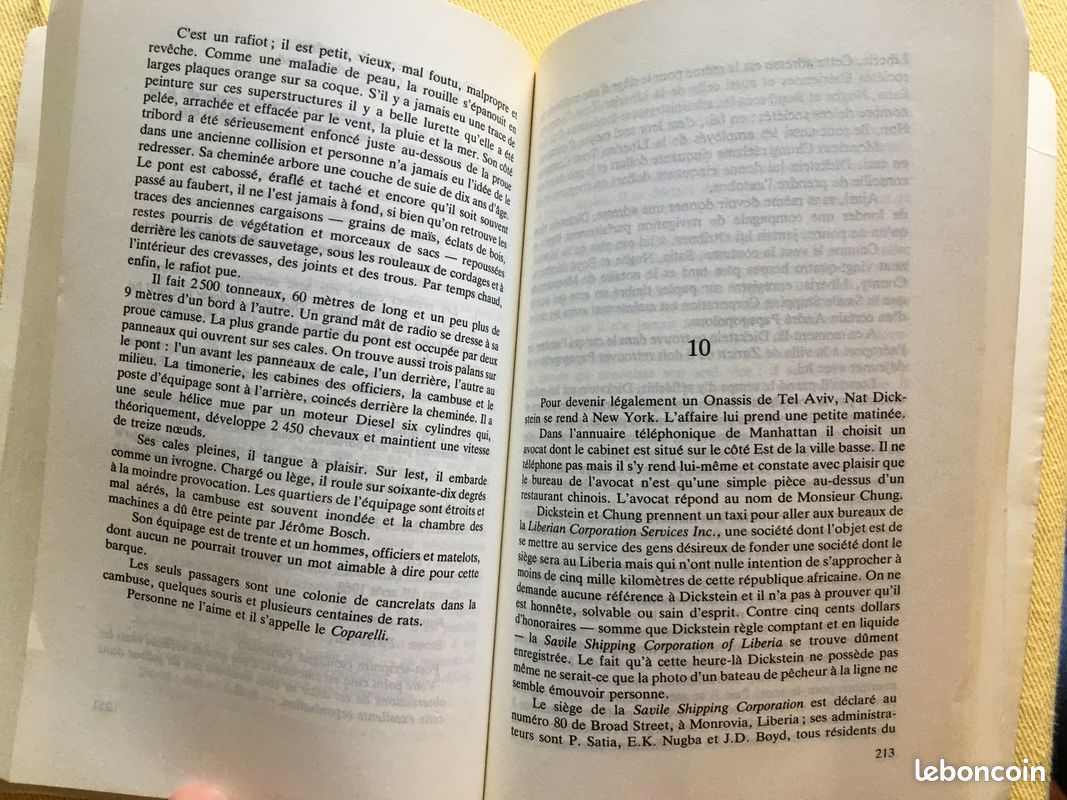 Triangle de Ken Follett - Grand format (image 3)