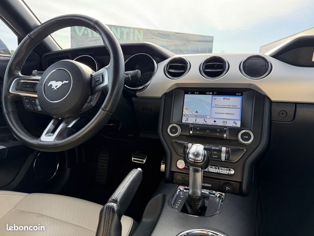 FORD MUSTANG CONVERTIBLE V8 5.0 421 GT BVA Garantie 12 Mois (image 9)