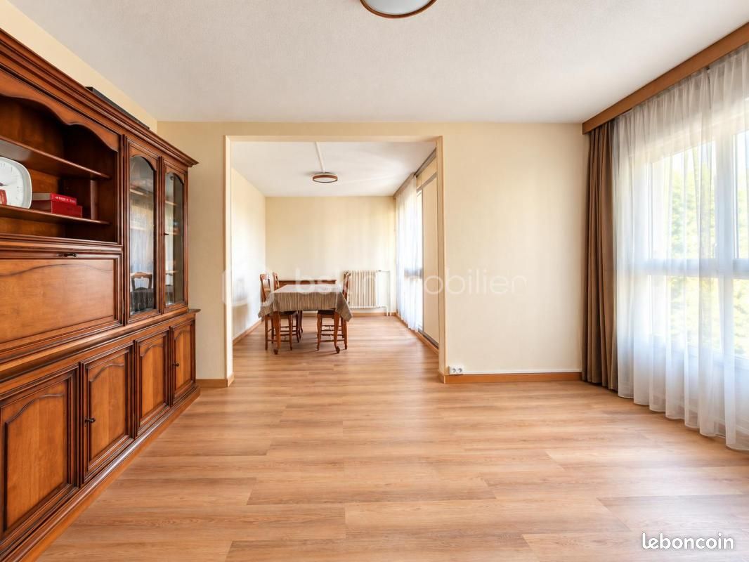 Appartement 4 pièces 79 m² · à Stains · 79 m² · 190 000 €
