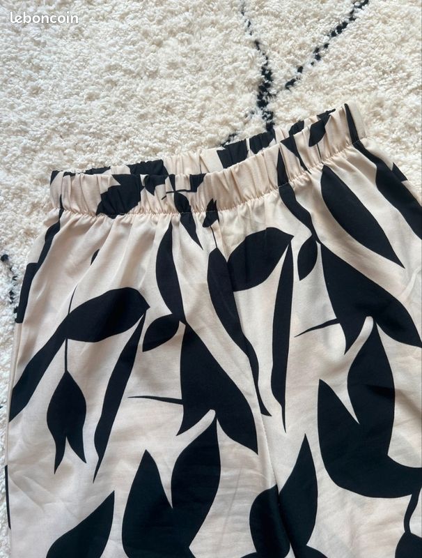 Pantalon fluide blanc et noir (image 3)