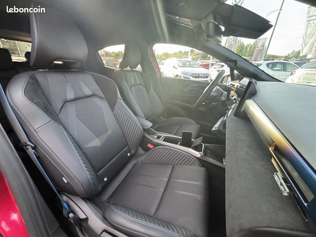 Renault Clio (6) esprit Alpine full hybrid E-Tech 160 ch (image 29)