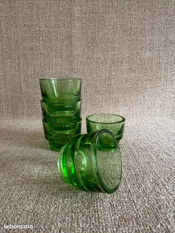 Lot De 2 Glands Vintage Pier 1 Imports - Vert Forêt - 5,5 Pouces - Occasion Avec Signes D'usure