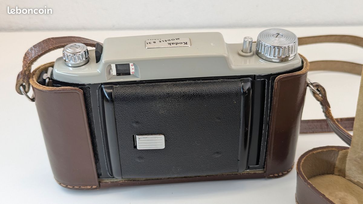 Appareil photo argentique Kodak modèle B31 1956 - Collection