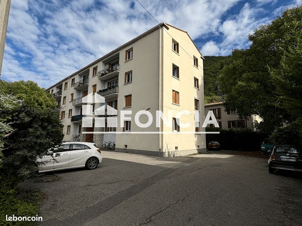 Appartement 4 pièces 81 m²