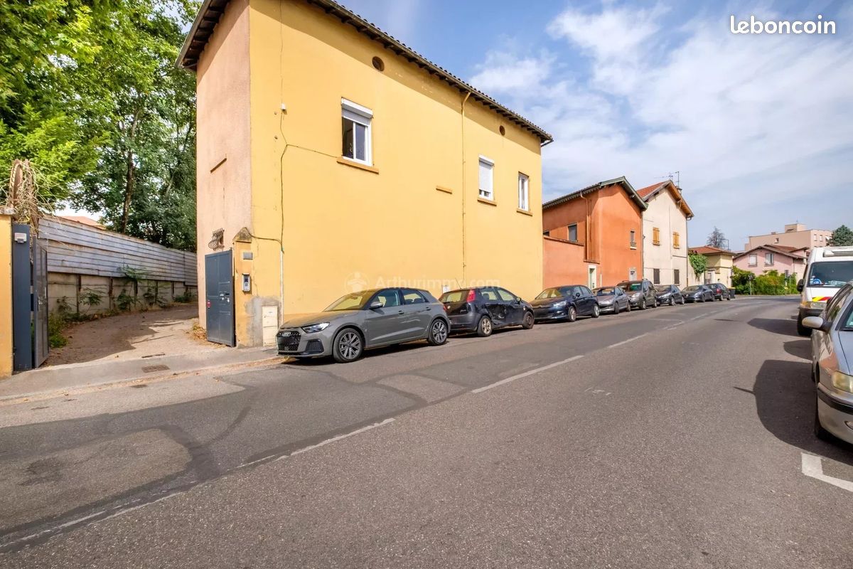 Maison 7 pièces 140 m² · à Villeurbanne · 140 m² · 1 500 000 €