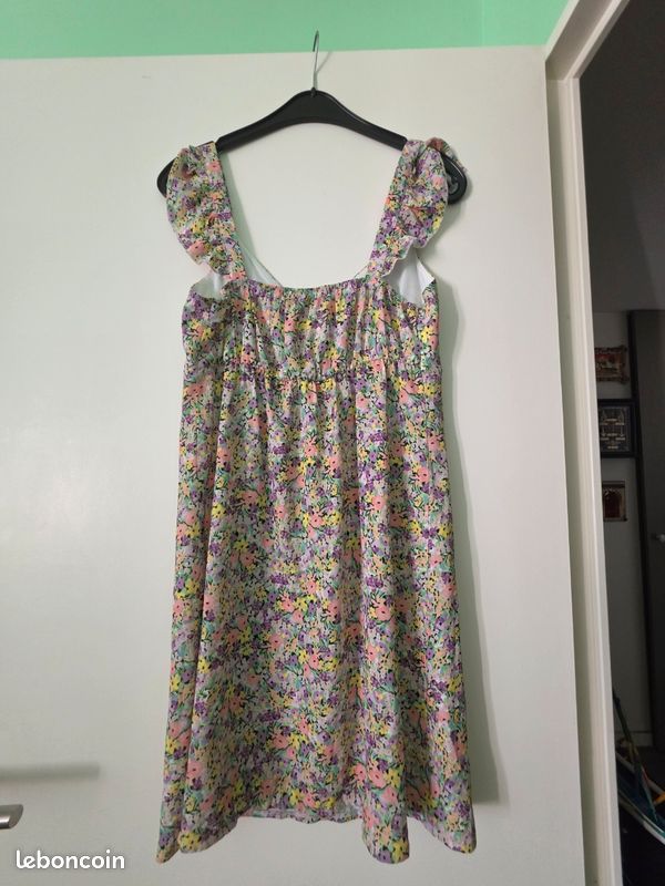 Robe (image 2)