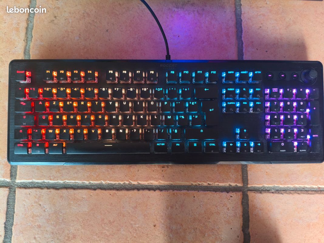 Clavier de jeu roccat vulcan II (image 1)