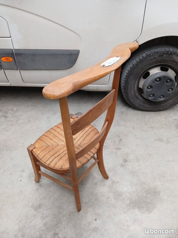 Chaise d'église en chêne (image 3)
