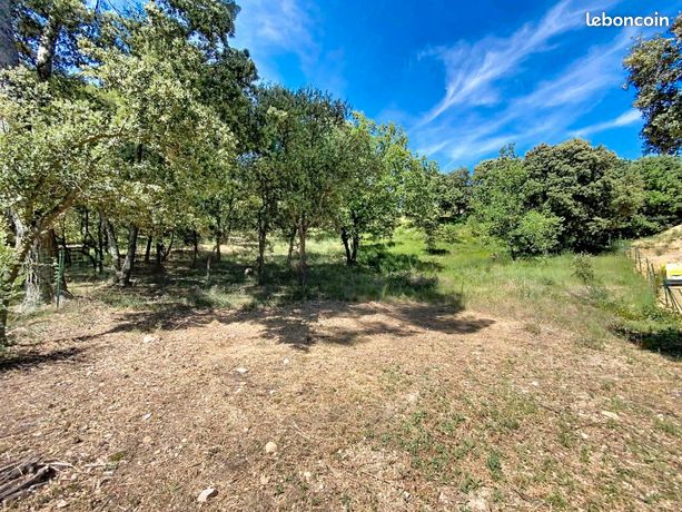 Terrain 2 000 m² Puget
