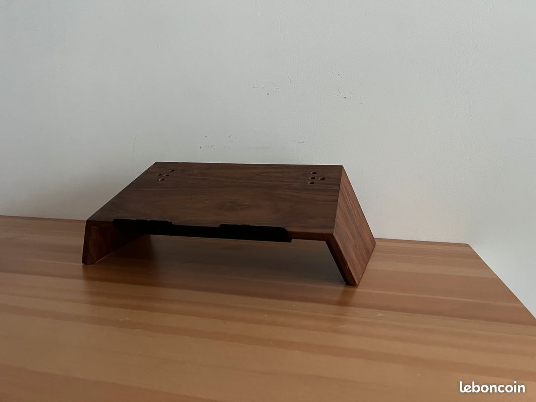 Supports réhausseurs d'ordinateur portable et d'écran DIY