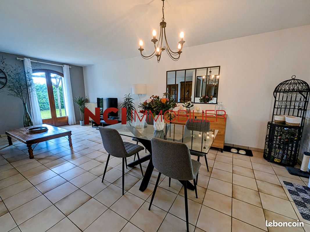 Maison 6 pièces 114 m² - Ambarès-et-Lagrave 33440 (image 3)