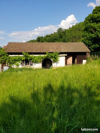 Terrains 1 921 m² constructibles avec grange à Arvillard (Savoie)