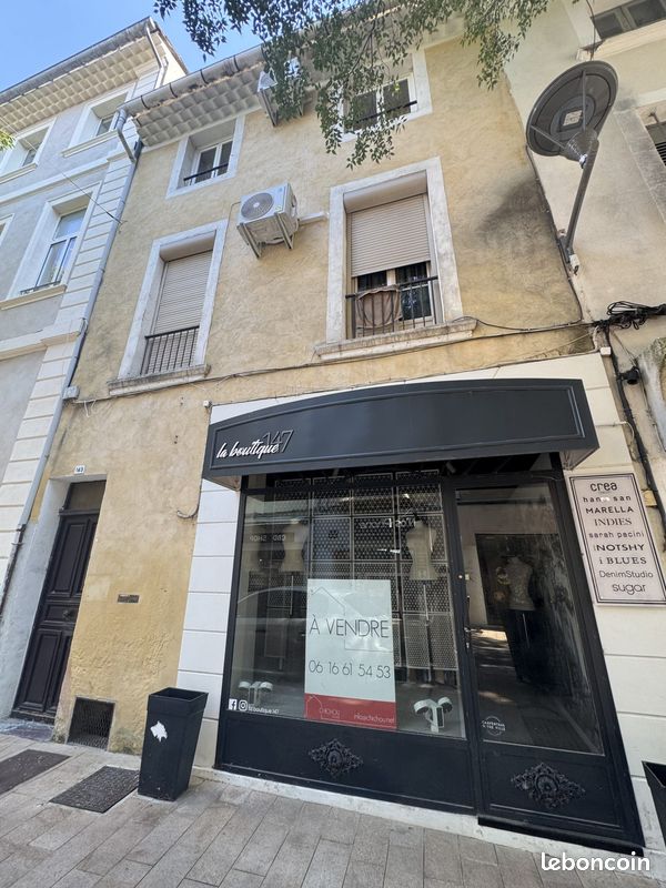 Immeuble 2 pièces 137 m² · à Carpentras · 137 m² · 255 000 €