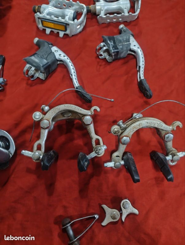 Lot pièces pour vélo ancien route - Équipements vélos