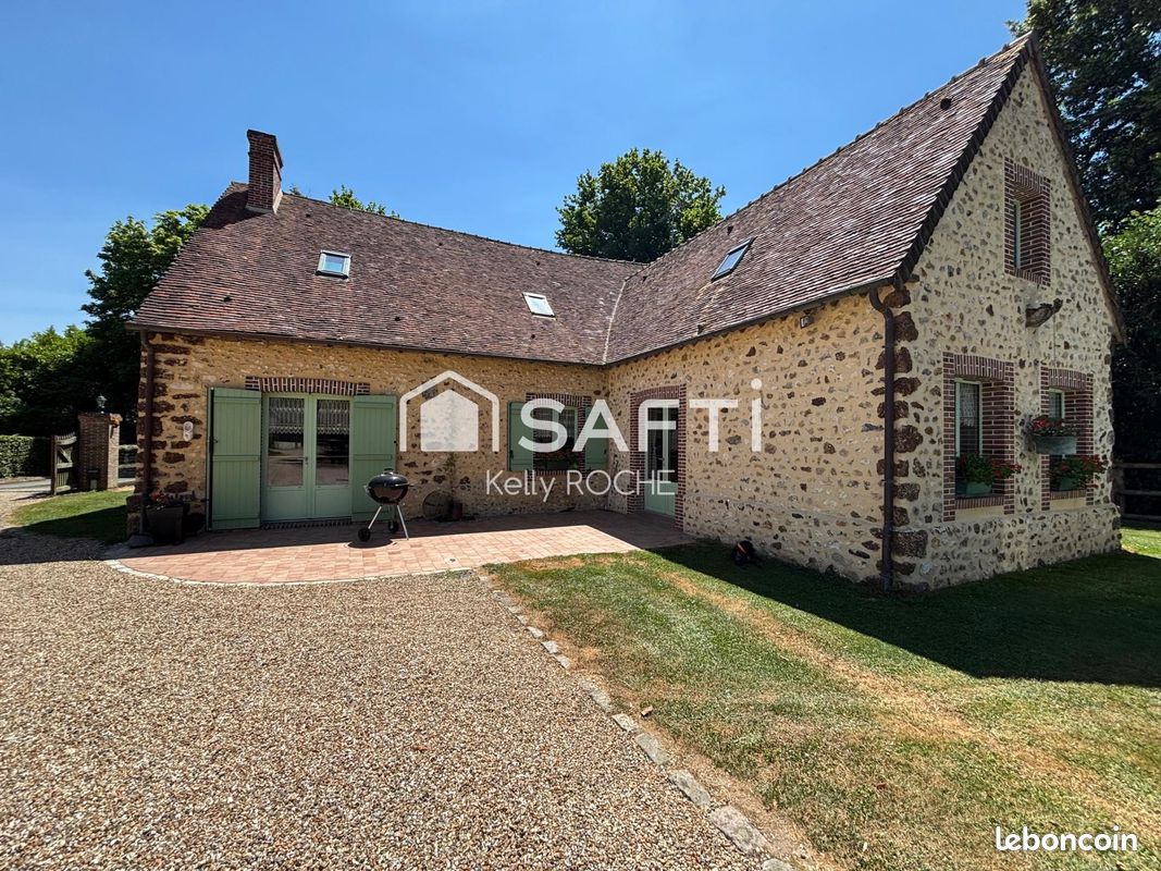 Maison 12 pièces 175 m² · à Longny les Villages · 175 m² · 550 000 €