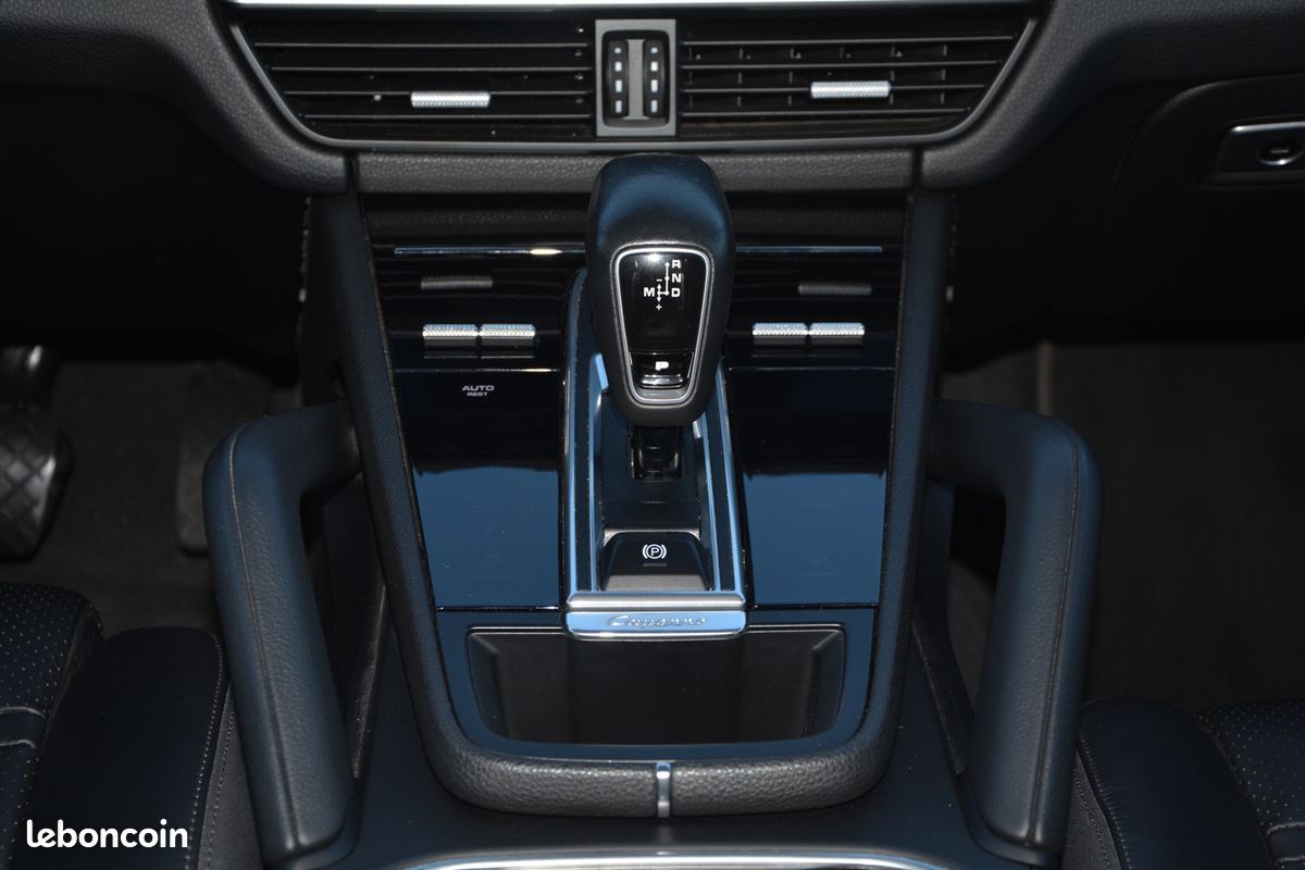 Porsche CAYENNE E-hybrid 462 CV Toit ouvrant BOSE Soft Close Attelage (image 10)