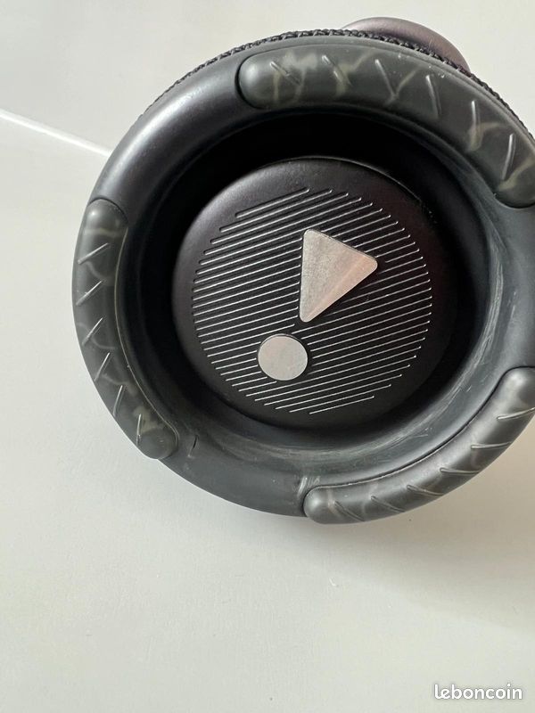 Enceinte bluetooth JBL Xtreme 3 - produit d’exposition (livré SANS câble USB-C) (image 2)