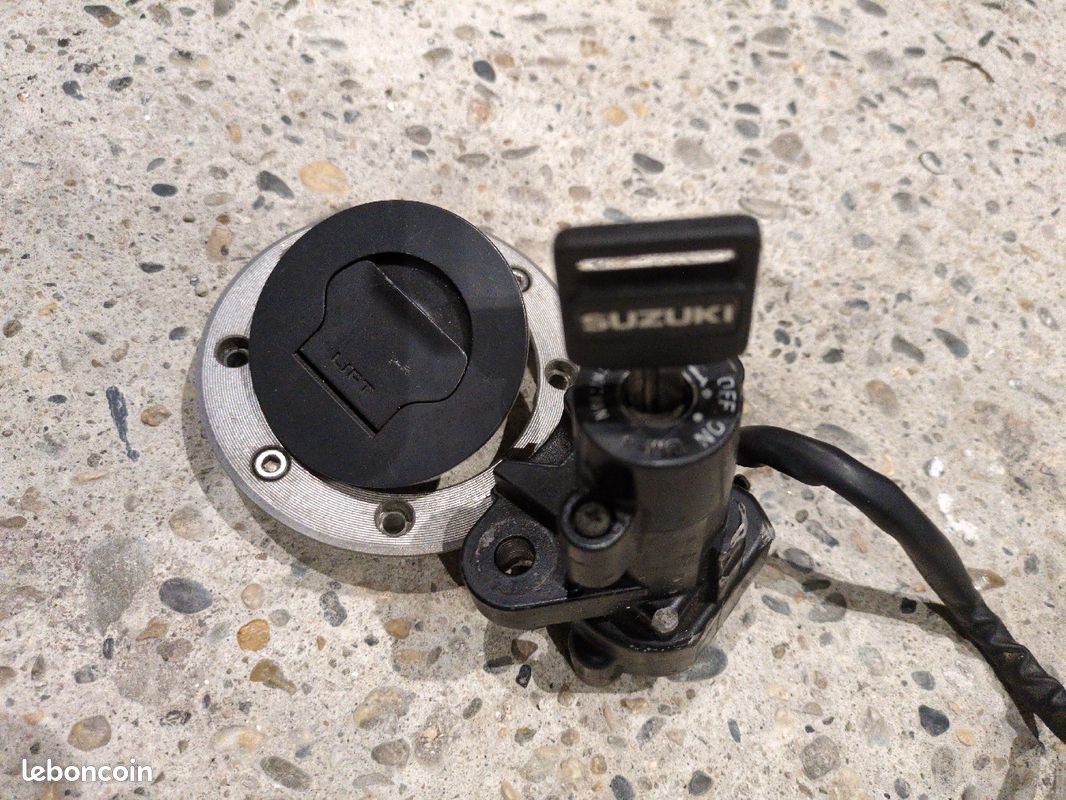 Contacteur à Clé (anti-démarrage) Pour Suzuki GSF 650 Bandit (2007 à 2012) - Pièce D'occasion - état à Vérifier En Photos