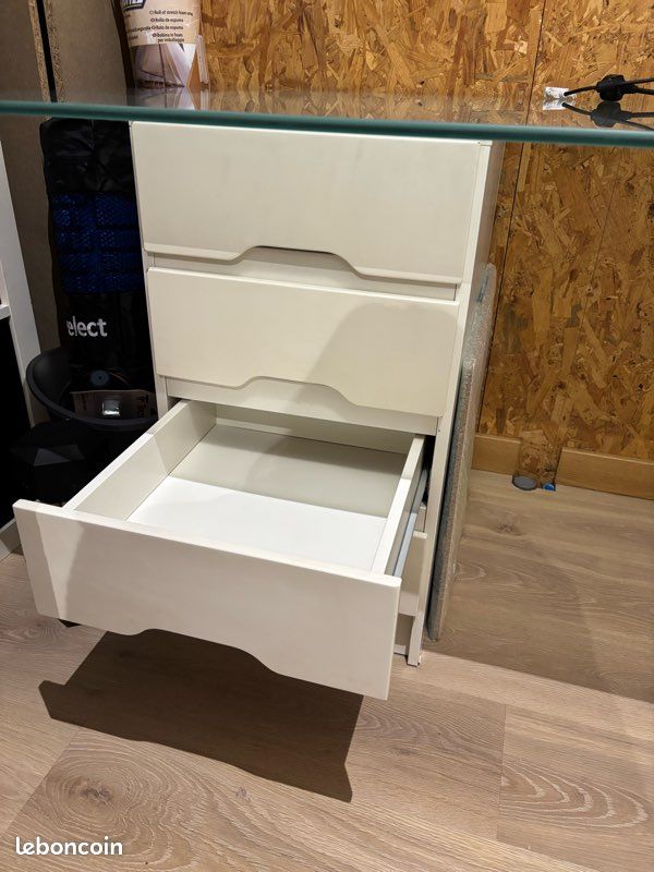 Bureau (image 5)