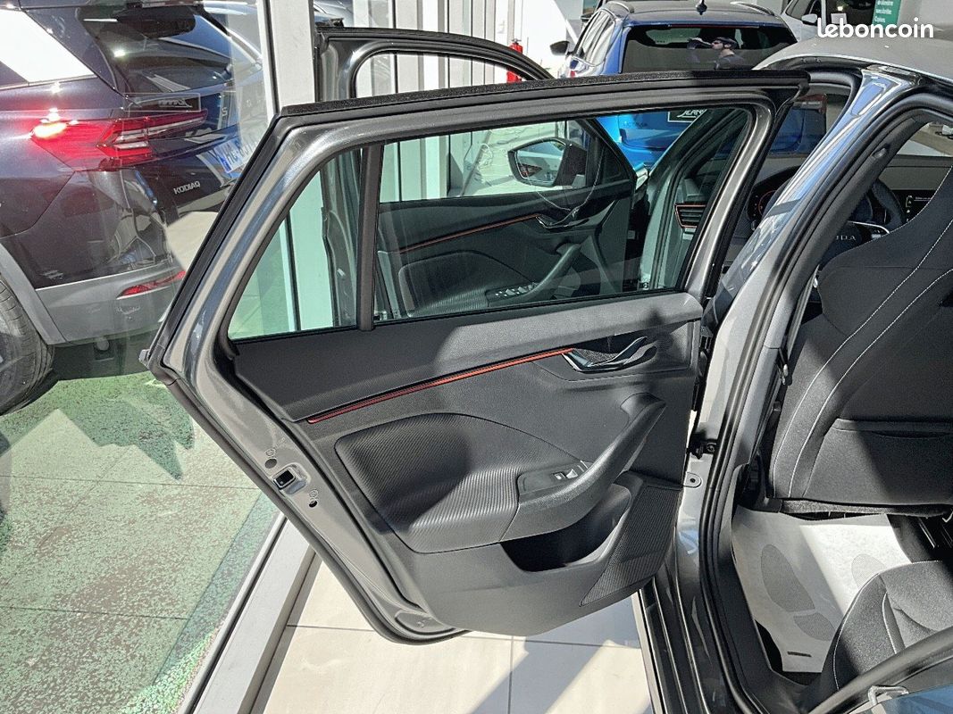 SKODA Scala 1.0 TSI Evo 2 116 ch DSG7 Monte-Carlo (image 27)