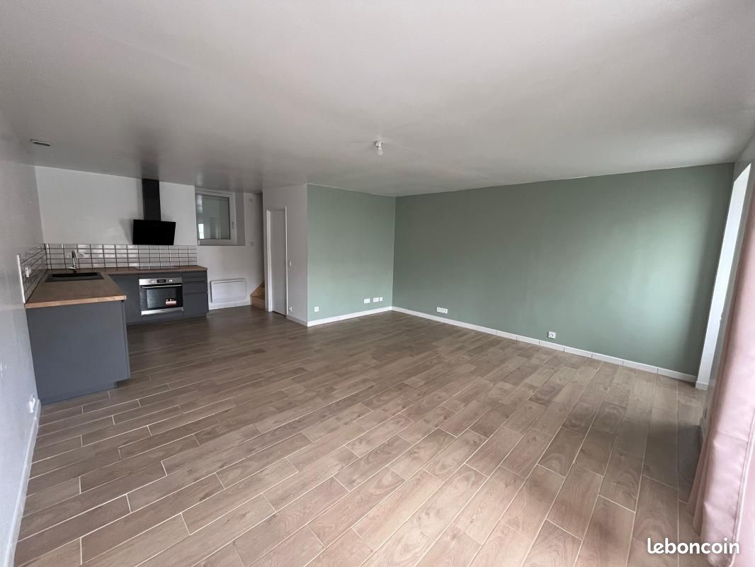 Maison 3 pièces 70 m² · à Valdurenque · 70 m² · 636 €/mois