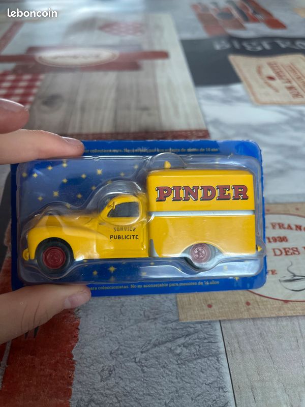 Véhicule 1/43 Peugeot 203 van altaya pinder (image 1)