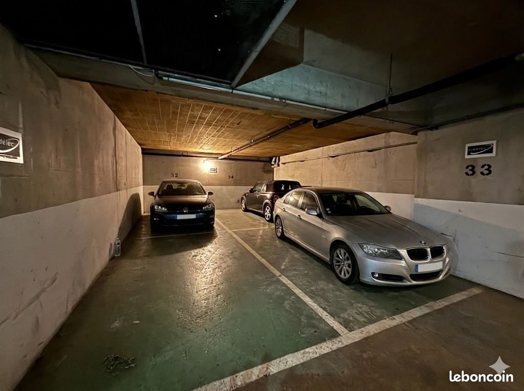 Parking/box SURESNES · 69 000 €