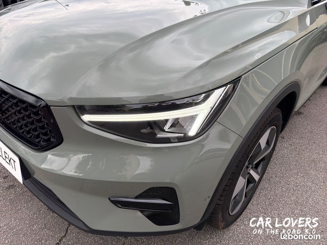 VOLVO XC40 B3 163 ch DCT7 Ultra (image 24)