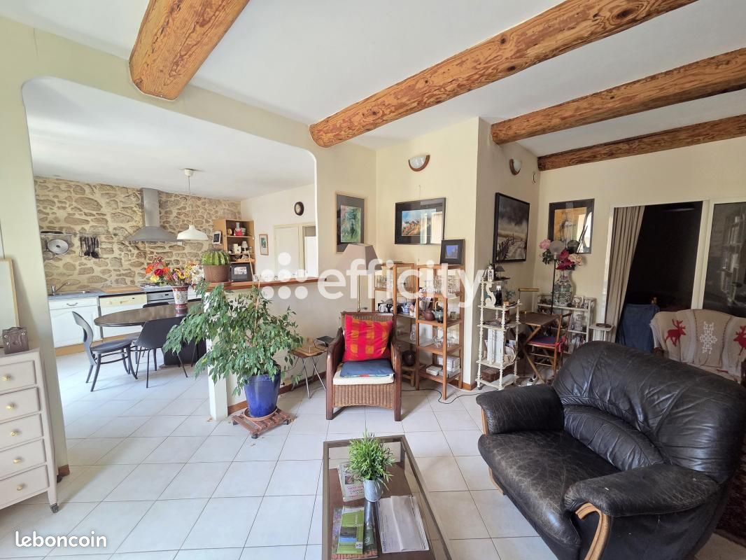 Maison 5 pièces 242 m² · à Saint-Pargoire · 242 m² · 240 000 €