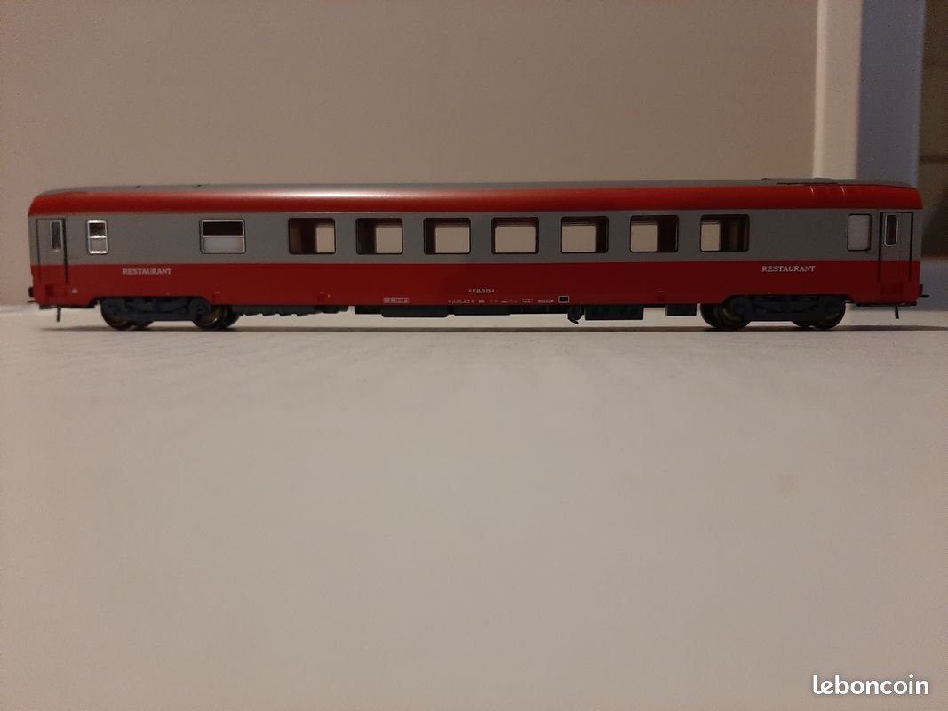 MÄRKLIN 342 J . 3, voiture restaurant CIWL BO (Ref: #342 J.3