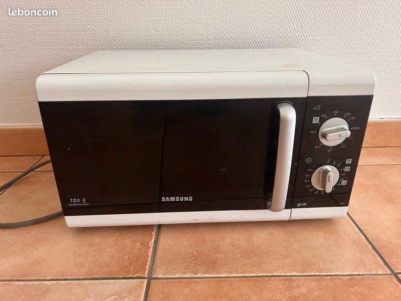 Micro-onde Samsung (image 2)